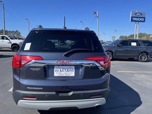 Photo 3 of 17 of 2018 GMC Acadia SLT-1