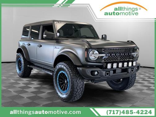 CARBONIZED GRAY METALLIC 2023 Ford Bronco Wildtrak