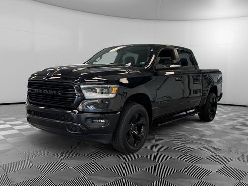 Diamond Black Crystal Pearlcoat 2019 RAM 1500 Big Horn