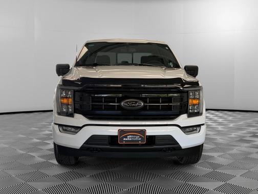 OXFORD WHITE 2023 Ford F-150 XLT
