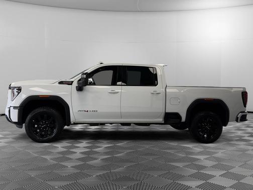 2025 GMC Sierra 2500 AT4