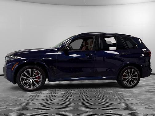 2025 BMW X5 M60i