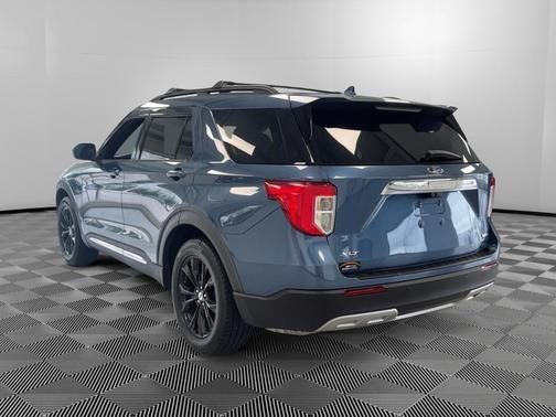 BLUE METALLIC 2020 Ford Explorer XLT