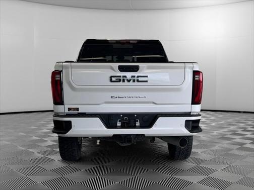 2024 GMC Sierra 2500 Denali Ultimate