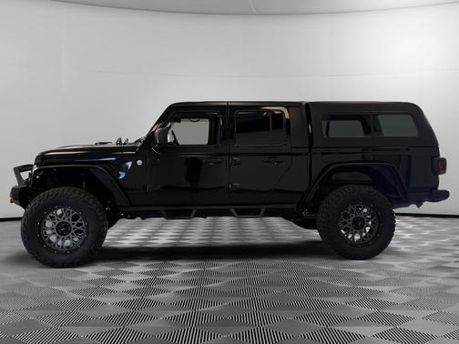 Black Clearcoat 2020 Jeep Gladiator Sport S