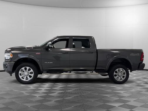 2019 RAM 2500 Laramie Crew Cab 4x4 6'4' Box