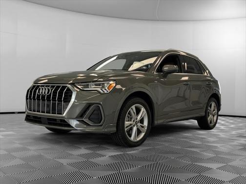 2022 Audi Q3 45 S line Premium Plus