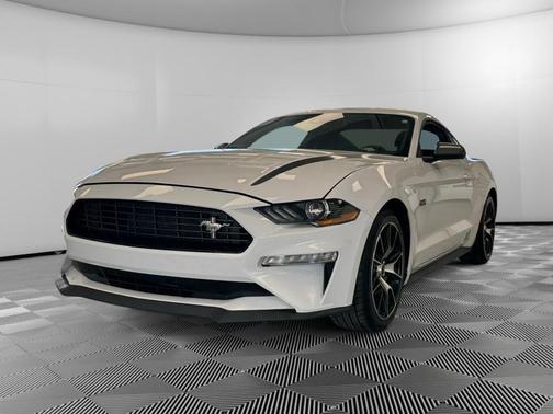 2021 Ford Mustang EcoBoost