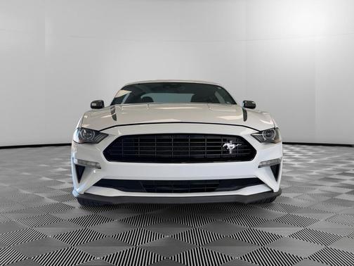 2021 Ford Mustang EcoBoost