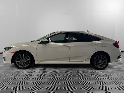 Platinum White Pearl 2019 Honda Civic EX-L