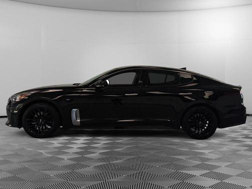 2018 Kia Stinger Base
