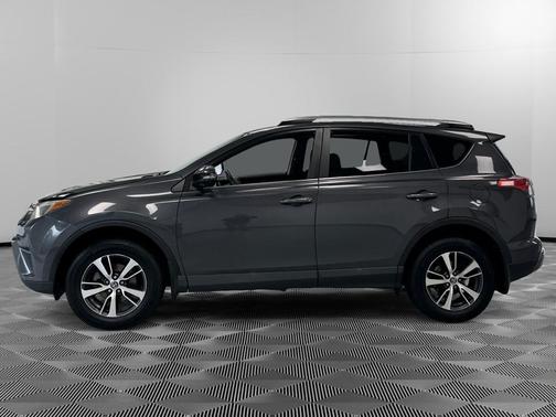 Magnetic Gray Metallic 2018 Toyota RAV4 XLE