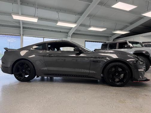 MAGNETIC METALLIC 2020 Ford Mustang GT Premium