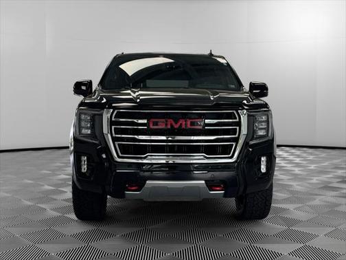 2023 GMC Yukon XL 4WD AT4