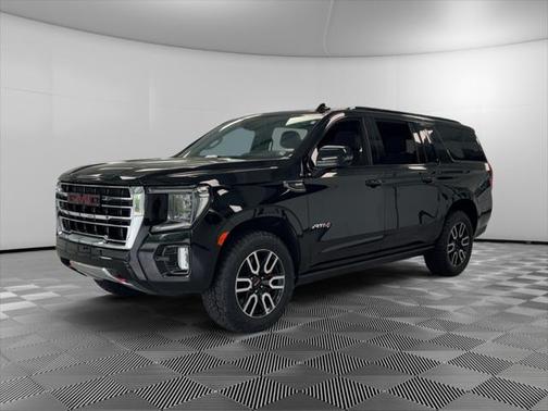 2023 GMC Yukon XL 4WD AT4