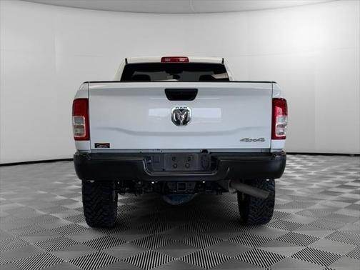 2022 RAM 2500 Tradesman Regular Cab 4x4 8' Box
