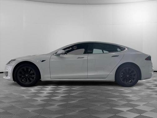 2018 Tesla Model S 75D