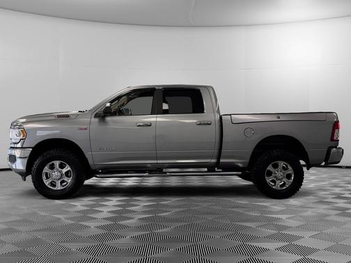 2019 RAM 2500 Big Horn Crew Cab 4x4 6'4' Box