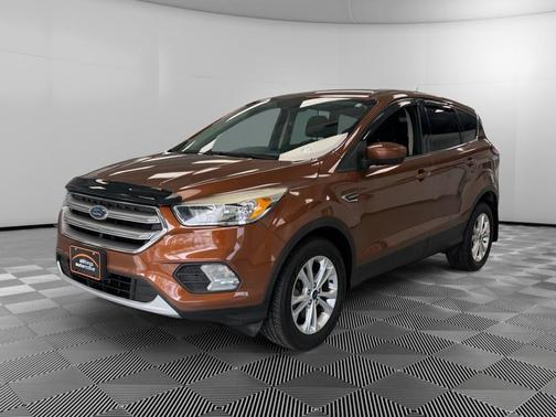CANYON RIDGE METALLIC 2017 Ford Escape SE