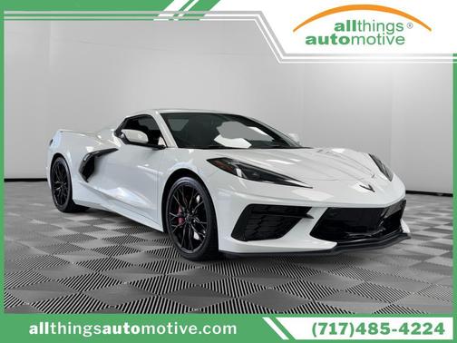 Arctic White 2023 Chevrolet Corvette Stingray w/2LT