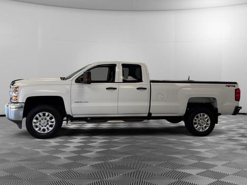 Summit White 2019 Chevrolet Silverado 2500 WT