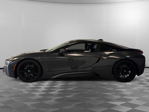 2019 BMW i8 Base