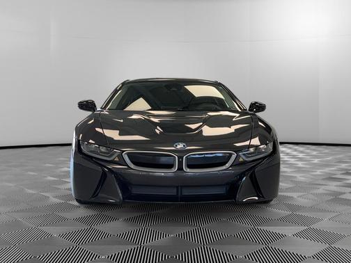 2019 BMW i8 Base