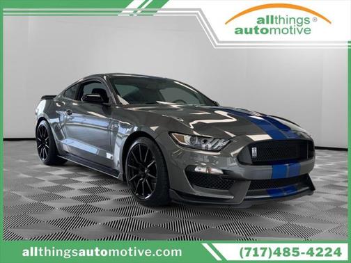 2017 Ford Shelby GT350 Base
