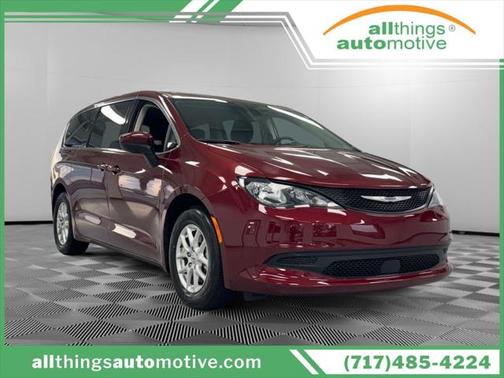 2023 Chrysler Voyager LX