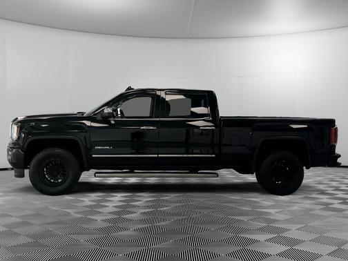 Onyx Black 2017 GMC Sierra 1500 Denali