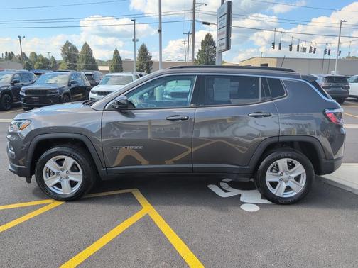 2022 Jeep Compass Latitude