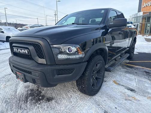 2022 RAM 1500 Classic Warlock Quad Cab 4x4 6'4' Box