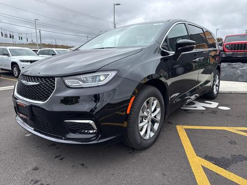 2026 Chrysler Pacifica L