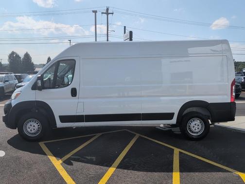 2025 RAM ProMaster 2500 Tradesman