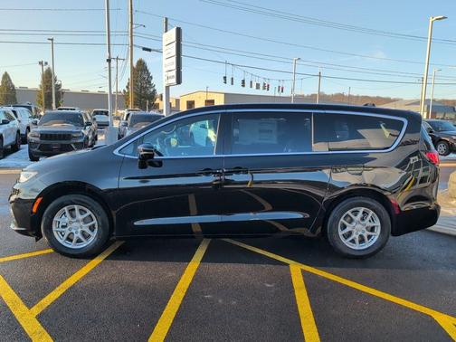 2026 Chrysler Pacifica L