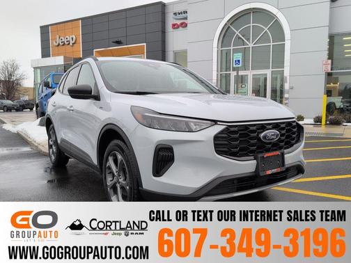 Space Silver Metallic 2025 Ford Escape ST-Line