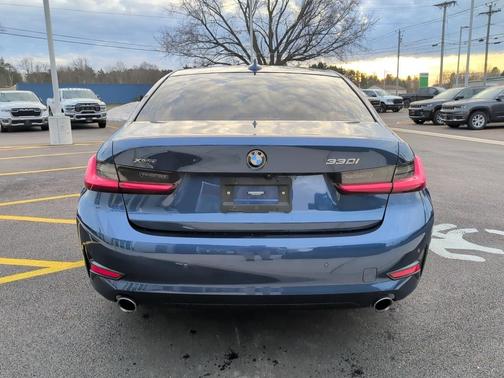 2021 BMW 330 xDrive