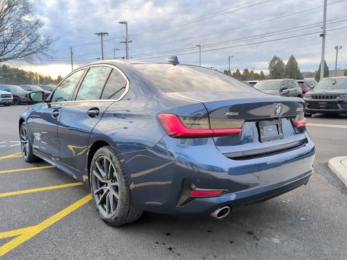 2021 BMW 330 xDrive