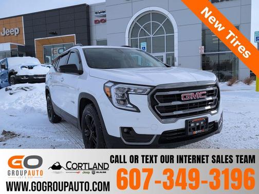 2024 GMC Terrain AWD AT4