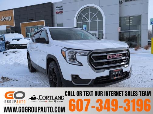2024 GMC Terrain AWD AT4