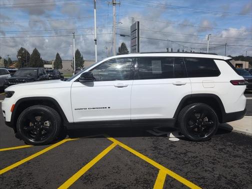 2023 Jeep Grand Cherokee L Altitude