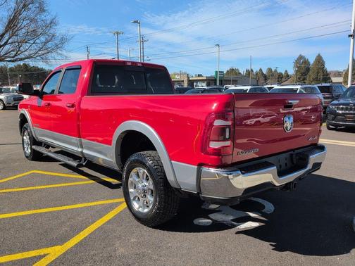 2021 RAM 3500 Laramie Crew Cab 4x4 8' Box