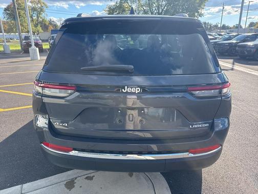 2025 Jeep Grand Cherokee Laredo