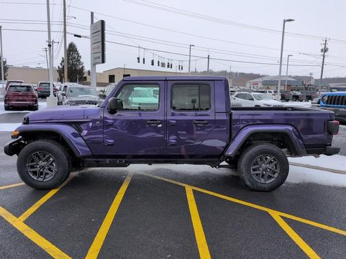 2026 Jeep Gladiator Sport S