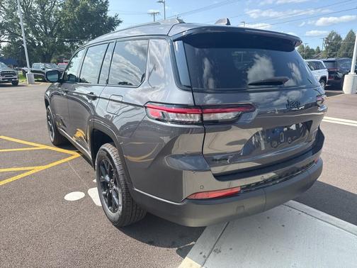 2025 Jeep Grand Cherokee L Altitude