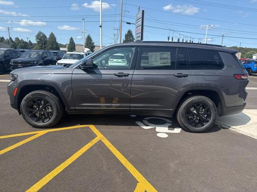 2025 Jeep Grand Cherokee L Altitude