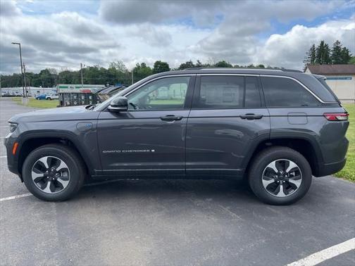 2024 Jeep Grand Cherokee 4xe Base