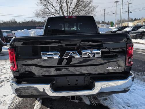 2026 RAM 2500 Tradesman Crew Cab 4x4 6'4' Box