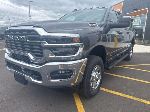 Granite Crystal Metallic Clearcoat 2026 RAM 2500 Tradesman Crew Cab 4x4 6'4' Box
