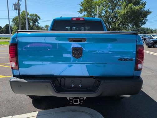2022 RAM 1500 Classic Warlock Quad Cab 4x4 6'4' Box